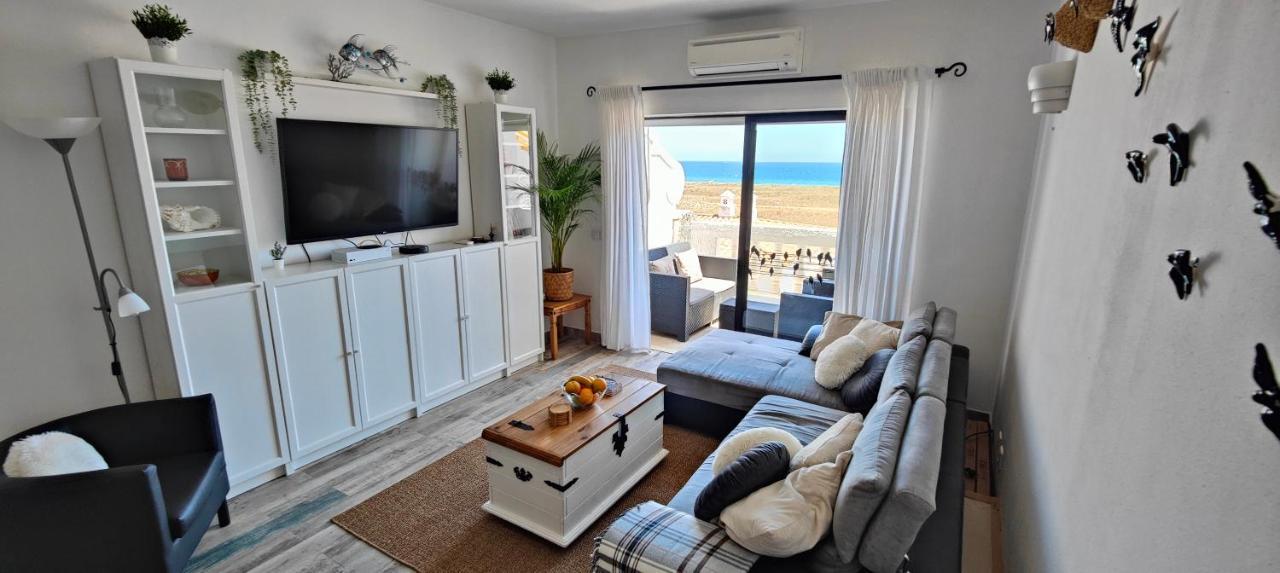 The Swallow'S Rest Beach House - Meia Praia Lagos Bagian luar foto
