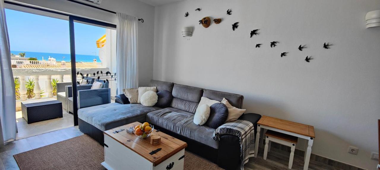 The Swallow'S Rest Beach House - Meia Praia Lagos Bagian luar foto