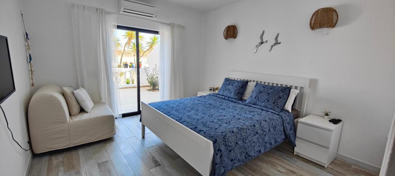 The Swallow'S Rest Beach House - Meia Praia Lagos Bagian luar foto